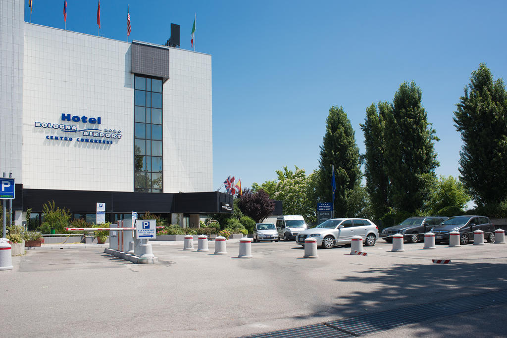 Hotel Bologna Airport Exterior photo